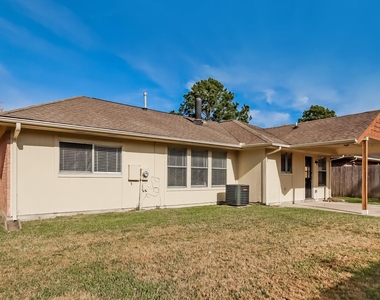 4919 Bayboro Park Drive - Photo Thumbnail 15