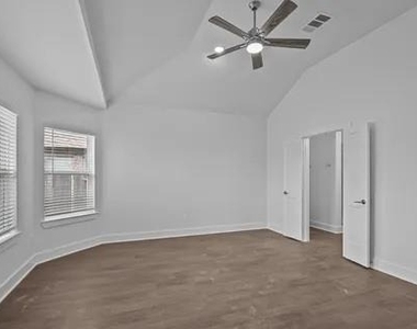 17322 Silver Birch Court - Photo Thumbnail 12