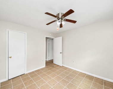 3910 Hoffman St - Photo Thumbnail 20