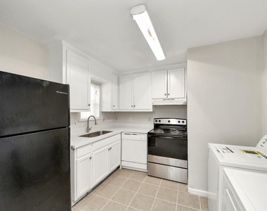 3910 Hoffman St - Photo Thumbnail 12