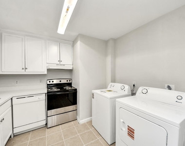 3910 Hoffman St - Photo Thumbnail 14