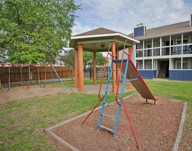 2700 S Dairy Ashford Road - Photo Thumbnail 11