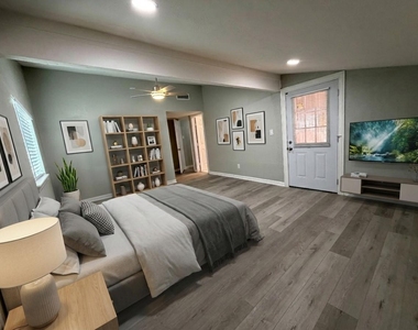 7206 La Granada Drive - Photo Thumbnail 13