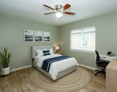 7206 La Granada Drive - Photo Thumbnail 16