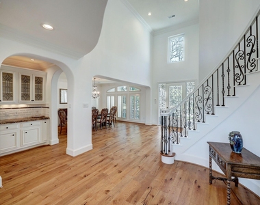 1631 Lakeshore Way - Photo Thumbnail 11