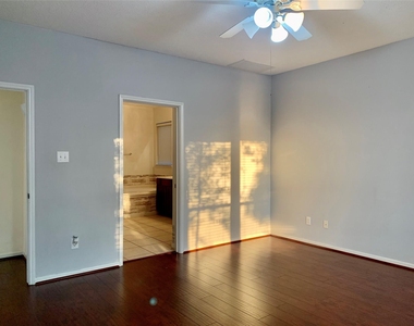 2708 Hewn Rock Way - Photo Thumbnail 10