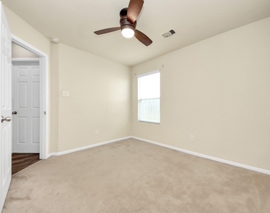 3226 View Valley Trail - Photo Thumbnail 22