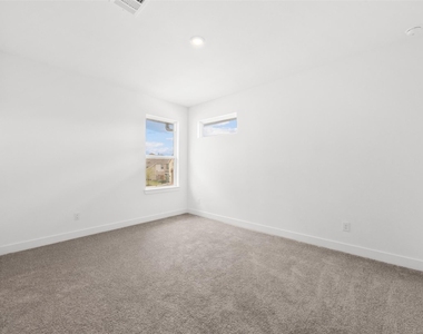 24418 Green Buffalograss Trail - Photo Thumbnail 20