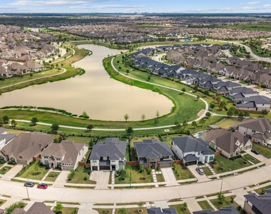 24418 Green Buffalograss Trail - Photo Thumbnail 33
