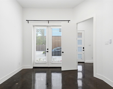 1307 Bayou Street - Photo Thumbnail 5