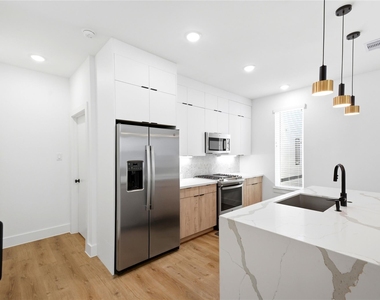 1307 Bayou Street - Photo Thumbnail 13