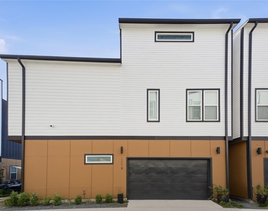 1307 Bayou Street - Photo Thumbnail 1