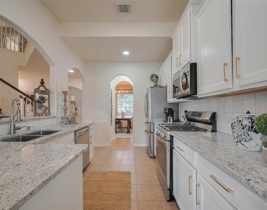 25203 Melody Oaks Lane - Photo Thumbnail 16