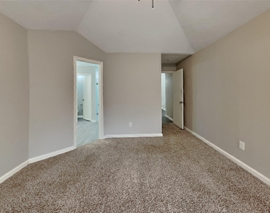 4935 Northfork Drive - Photo Thumbnail 7