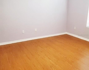 9907 Hound Chase Drive - Photo Thumbnail 18