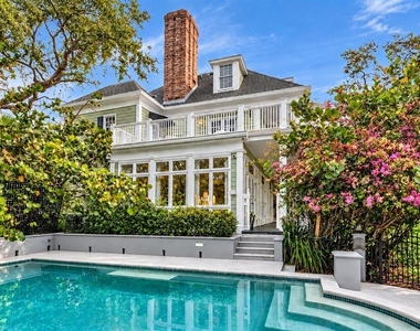 6220 Bayshore Boulevard - Photo Thumbnail 33