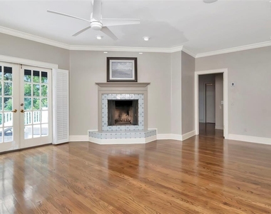 6220 Bayshore Boulevard - Photo Thumbnail 21