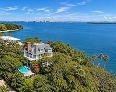 6220 Bayshore Boulevard - Photo Thumbnail 44