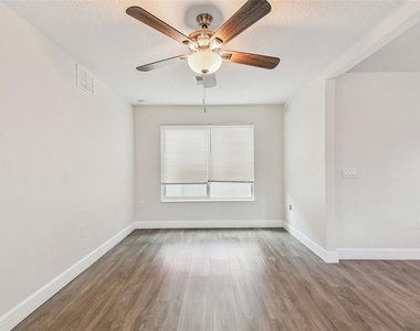 650 E Tarpon Avenue - Photo Thumbnail 9