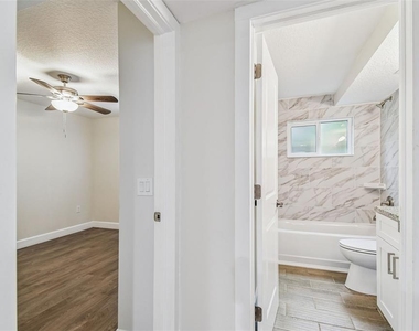 650 E Tarpon Avenue - Photo Thumbnail 28