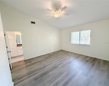 3460 Countryside Boulevard - Photo Thumbnail 8