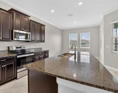 11716 Navajo Sandstone Street - Photo Thumbnail 22