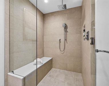 275 1st Ave S - Photo Thumbnail 28