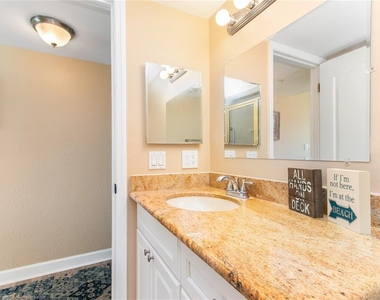 400 Island Way - Photo Thumbnail 18