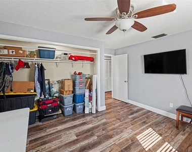 2561 Blackwood Circle - Photo Thumbnail 14