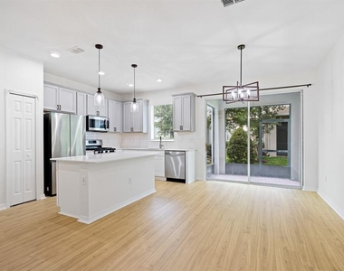 5736 Skytop Drive - Photo Thumbnail 7
