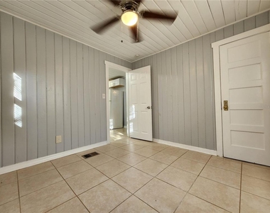 3309 Drew Street - Photo Thumbnail 6