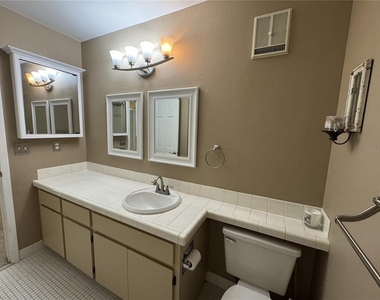 705 Bough Avenue - Photo Thumbnail 17