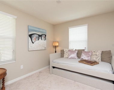 7083 Woodchase Glen Drive - Photo Thumbnail 16