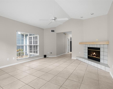 248 St Ives Drive - Photo Thumbnail 5