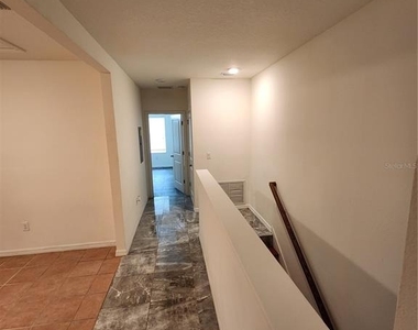 1112 Hillhurst Drive - Photo Thumbnail 18
