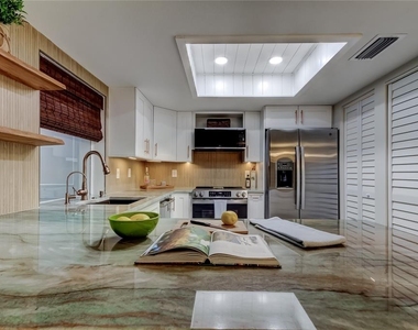 2673 Sabal Springs Circle - Photo Thumbnail 88