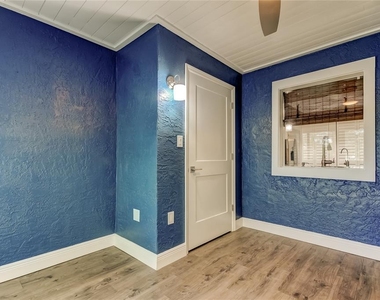 2673 Sabal Springs Circle - Photo Thumbnail 59