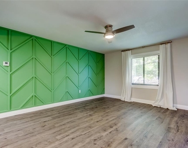 2673 Sabal Springs Circle - Photo Thumbnail 83
