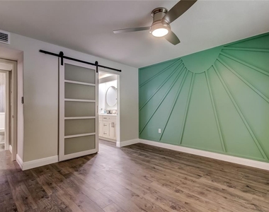 2673 Sabal Springs Circle - Photo Thumbnail 72