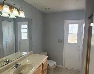 324 Clearwater Lane - Photo Thumbnail 22