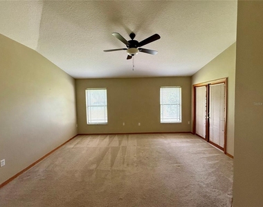4843 Calasans Avenue - Photo Thumbnail 22