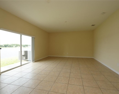 2926 Youngford Street - Photo Thumbnail 13