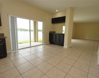 2926 Youngford Street - Photo Thumbnail 12
