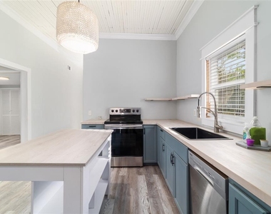20837 Walnut Street - Photo Thumbnail 20