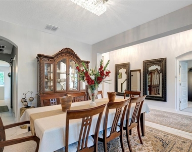19335 Eagle Creek Lane - Photo Thumbnail 8