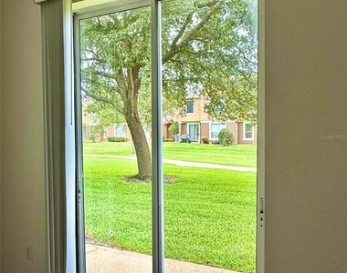 1535 Broken Oak Drive - Photo Thumbnail 27