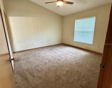 63 Ivy Lane - Photo Thumbnail 9