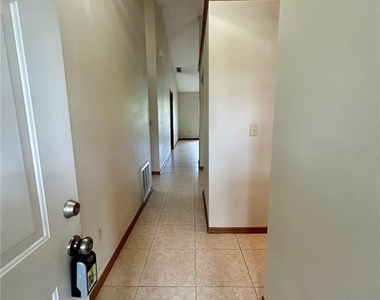 63 Ivy Lane - Photo Thumbnail 2