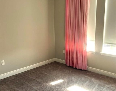 7148 Desert Mandarin Street - Photo Thumbnail 27