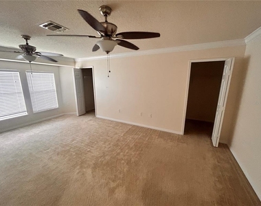 1125 Lascala Drive - Photo Thumbnail 19